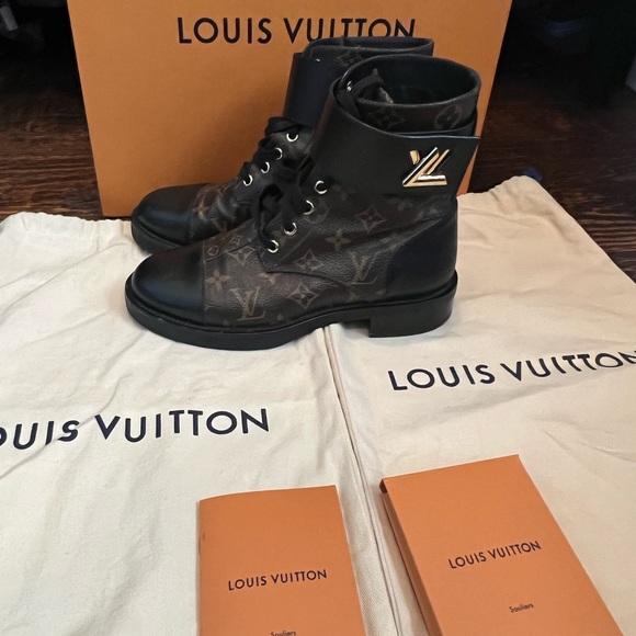 LV Wonderland Flat Ranger Boots Monogram Carvas Calf leather size 38 - Picture 7 of 16